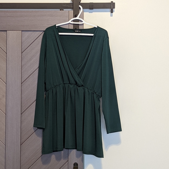 Green Dress Shirt - Picture 1 of 1